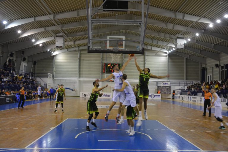 Victorii pe linie: CSM Mediaș – BC Athletic Constanța 93-80