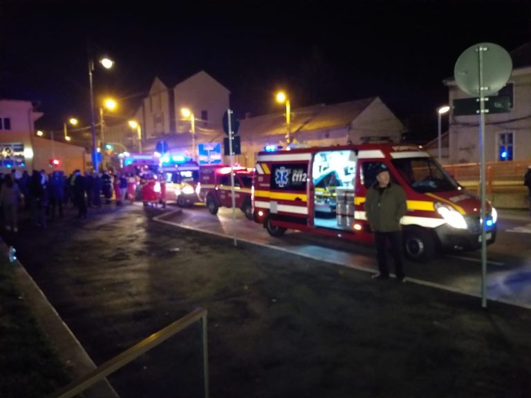 FOTO / VIDEO – Noul mall din Sibiu a fost evacuat de pompieri