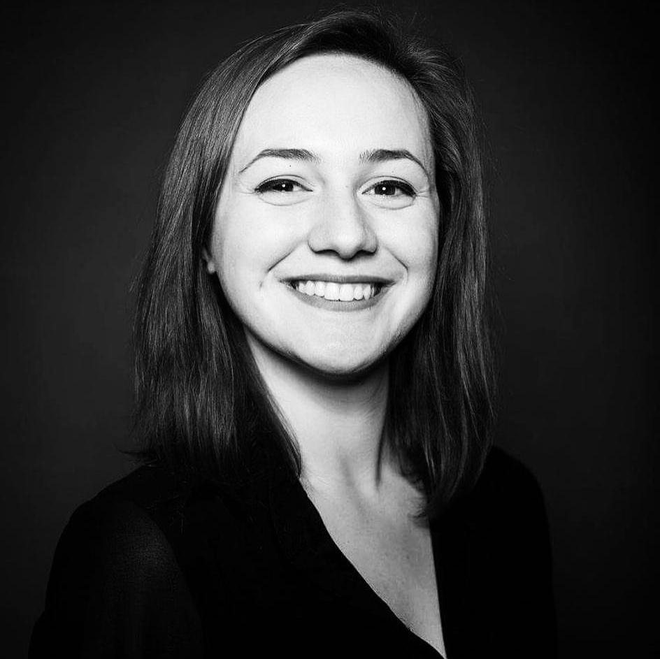 TNRS, în sărbătoare. Actrița Gabriela Pîrlițeanu a împlinit 26 de ani