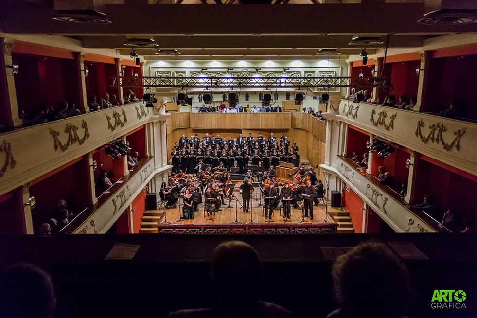 Peste 100 de artiști vor prezenta la Sala Thalia ultima creație a lui Mozart