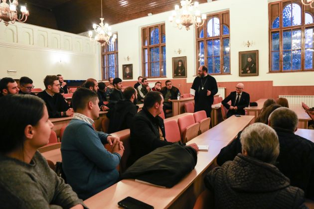 Volumul de poezii „Pe Nadir”, de Ștefan Moței, lansat la Facultatea de Teologie din Sibiu