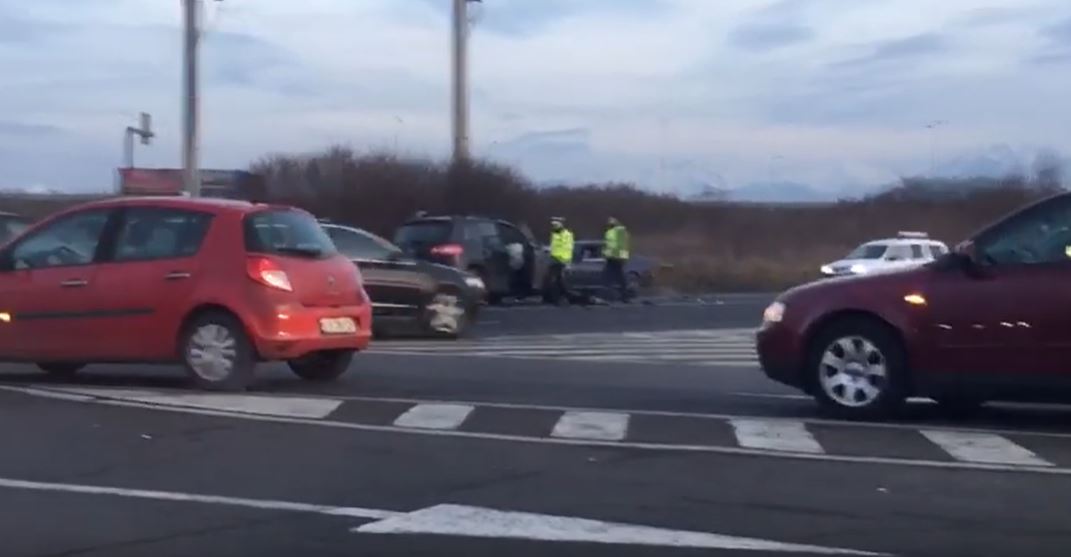 Accident pe DN1. Patru persoane, rănite