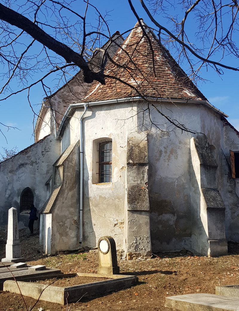 Călător prin România cu Alexandra Cristian. Biserica fortificată din Daia