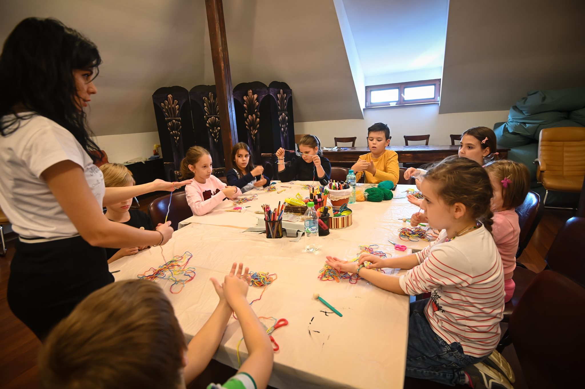 „Povești de Crăciun”, create de copii la Teatrul „Gong”