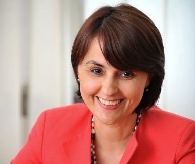 Excelența Sa Luminița Odobescu, Reprezentant Permanent al României la Uniunea Europeană, distinsă cu premiul special FITS de Constantin Chiriac