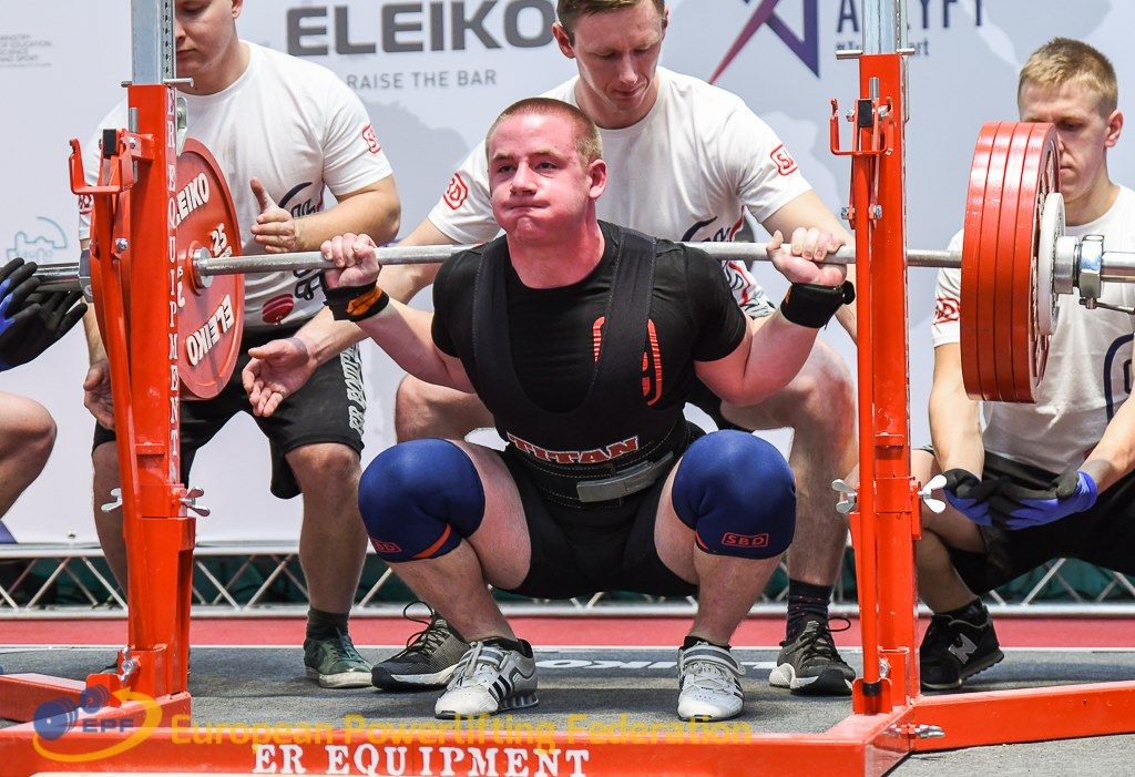 Un sportiv de la CS Activ Sibiu a stabilit un record mondial la powerlifting