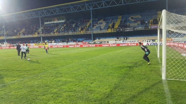 Tombolă pentru suporteri și concurs de penalty-uri la pauza meciului cu FC Voluntari