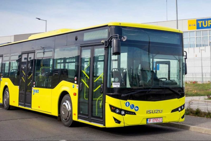 Primăria Sibiu acordă elevilor gratuitate pentru transportul public local