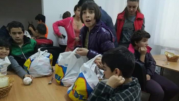 Dăruiește și tu în cadrul campaniei „Dar din Dar”! Anul acesta, concert de colide caritabil