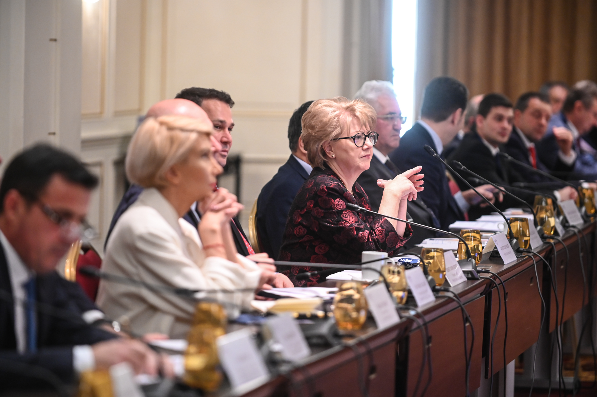 Primarii municipiilor din România au discutat cu guvernul despre noua construcție bugetară