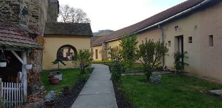 Călător prin România cu Alexandra Cristian. Biserica fortificată din Axente Sever