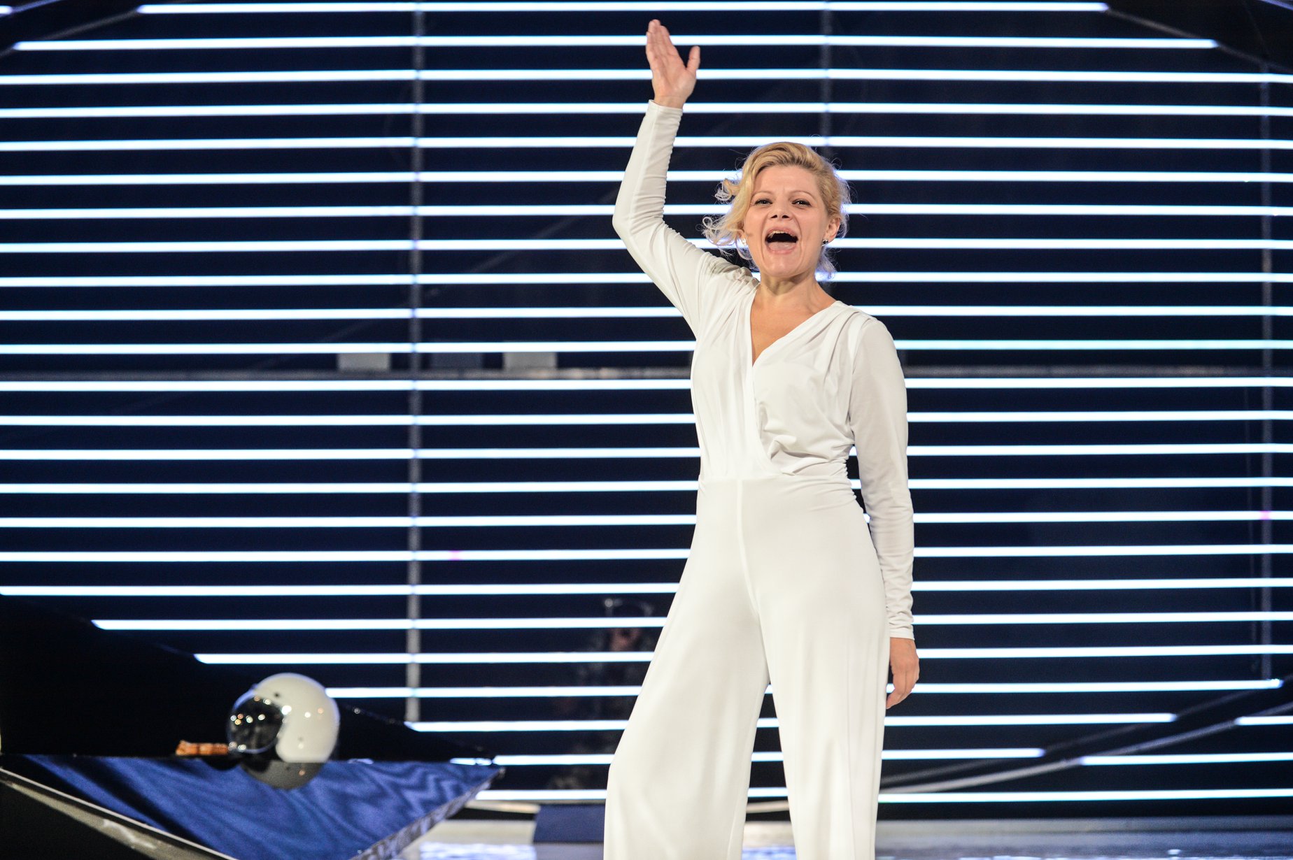 Actrița Ofelia Popii a împlinit, astăzi, 42 de ani