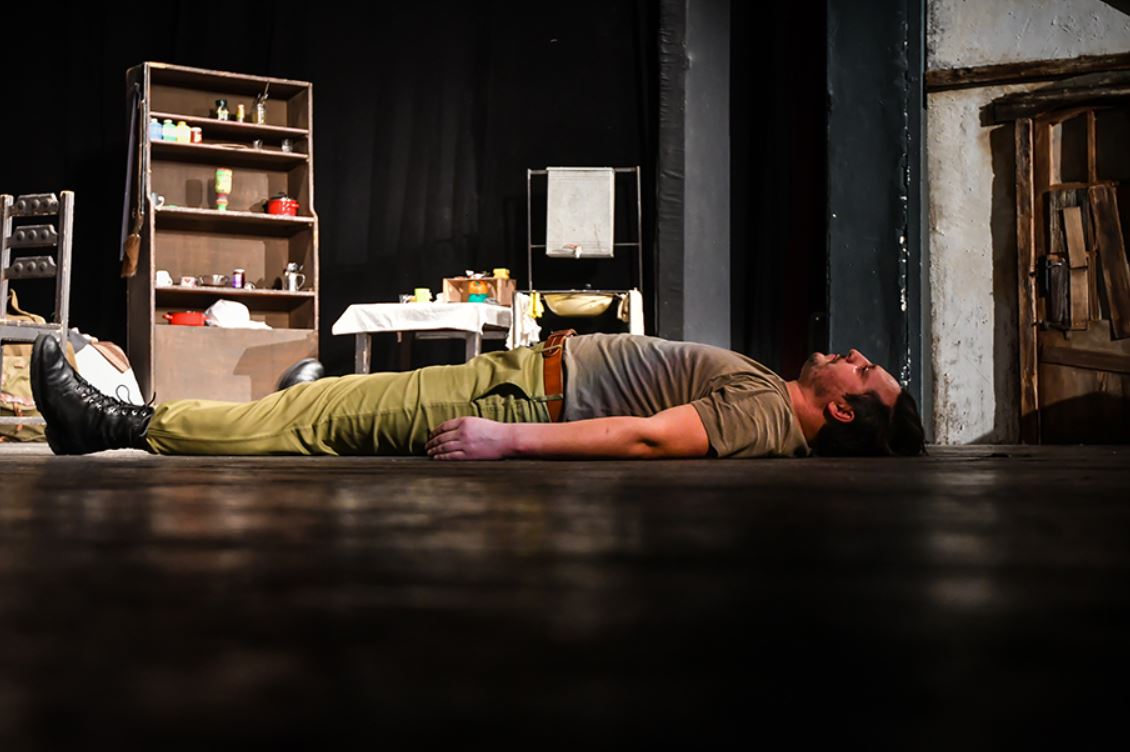 Două reprezentații ale TNRS, anulate