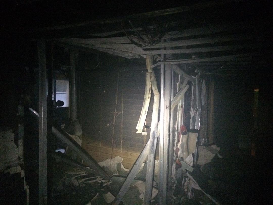 FOTO: Peste 100 de persoane evacuate dintr-un hotel din Păltiniș în urma unui incendiu