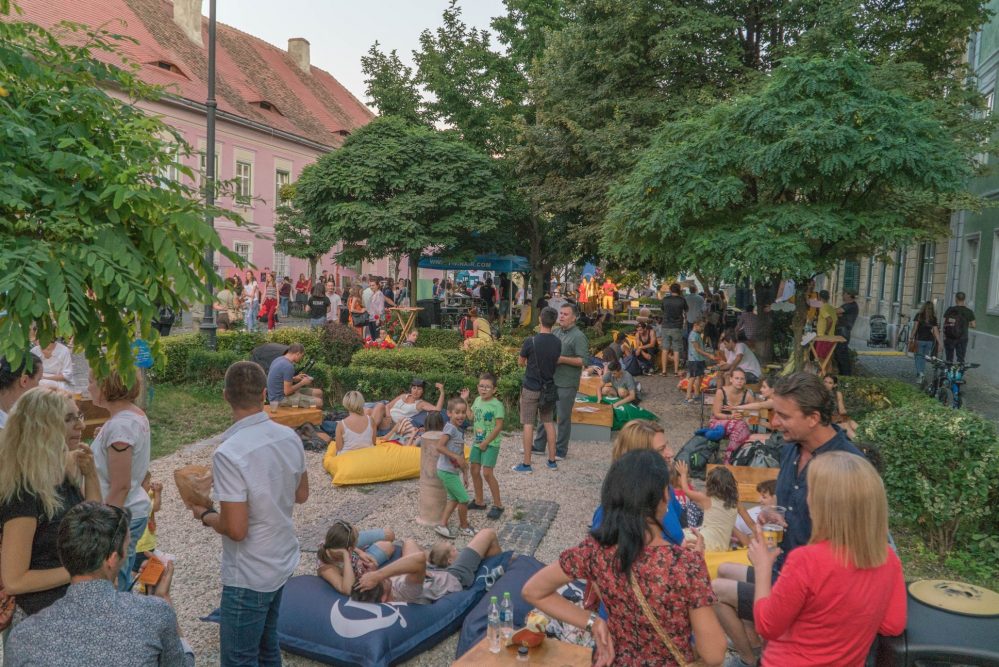 Street Delivery cheamă în stradă cel mai mare focus grup pe tema crizei climatice