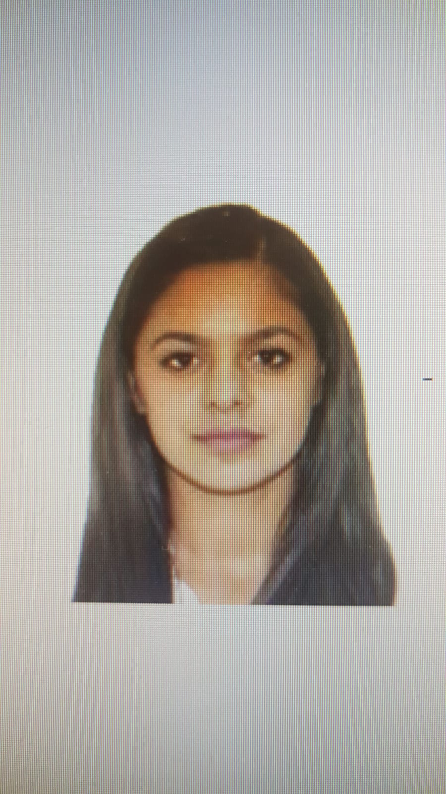 Tânăra dispărută din Tălmaciu s-a prezentat la IPJ și le-a spus polițiștilor că nu vrea să se întoarcă acasă