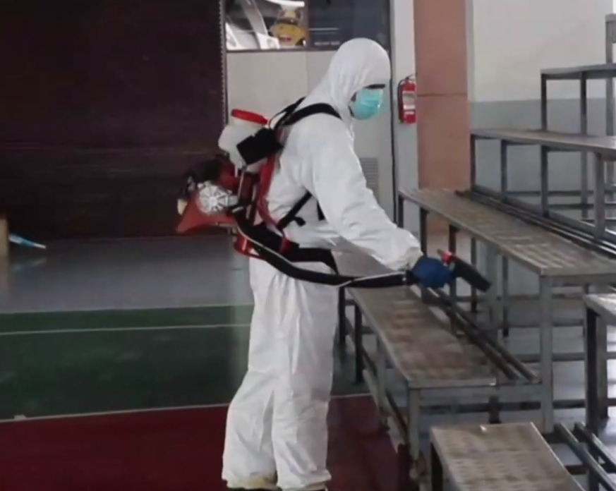 Primăria Sibiu începe montarea de dispozitive cu gel dezinfectant în primele cartiere. Dezinfecția scărilor de bloc s-a terminat