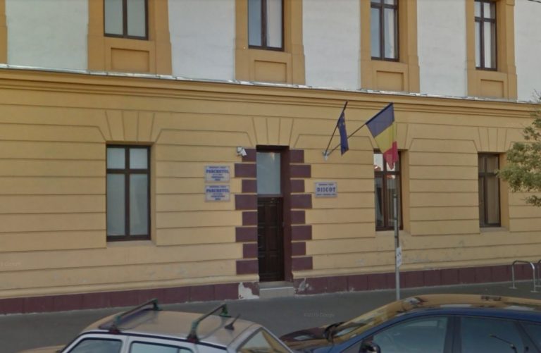 Mai mulți polițiști de la Rutieră, audiați la Parchetul Tribunalului Sibiu, au fost reținuți pentru 24 de ore