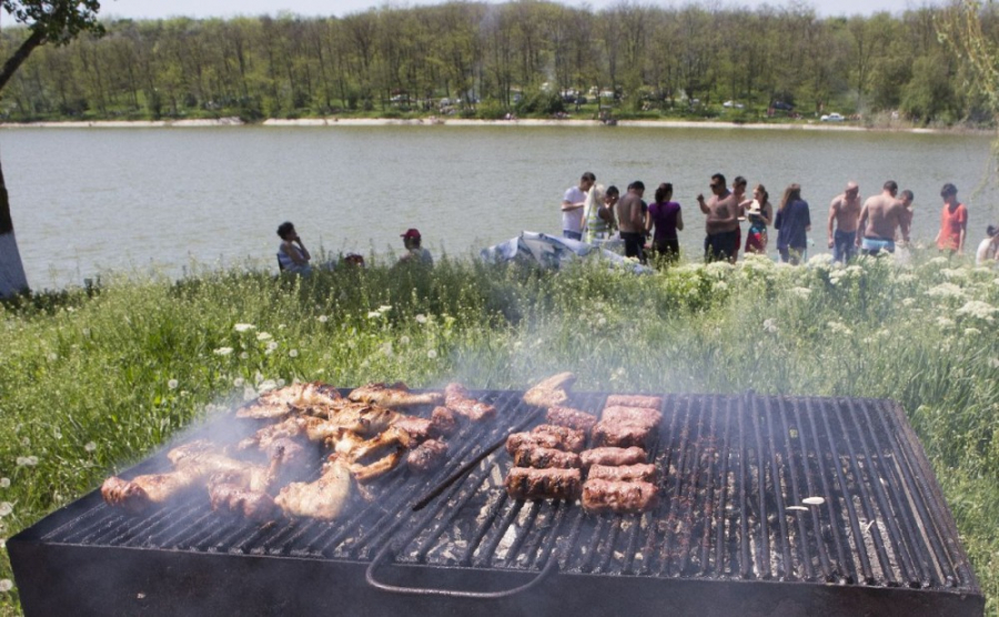 Ministrul Sănătății despre 1 Mai: Încă nu e cazul unei relaxări. Trebuie gestionat foarte bine momentul 1 Mai