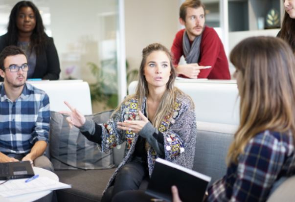 Secretele comunicării persuasive, deslușite într-un webinar gratuit