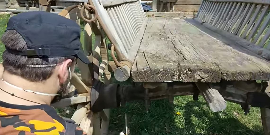 VIDEO | Gospodăria din Almaș, expusă în Muzeul în Aer Liber, restaurată