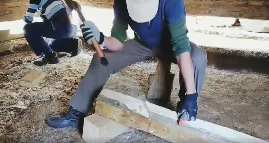 VIDEO | Șura din lemn a Gospodăriei Pastorale din Rășinari, expusă în Muzeul ASTRA, recondiționată