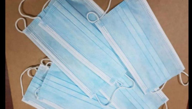 Peste 37 de milioane de măști de protecție, achiziționate de Ministerul Educației pentru școlile din România