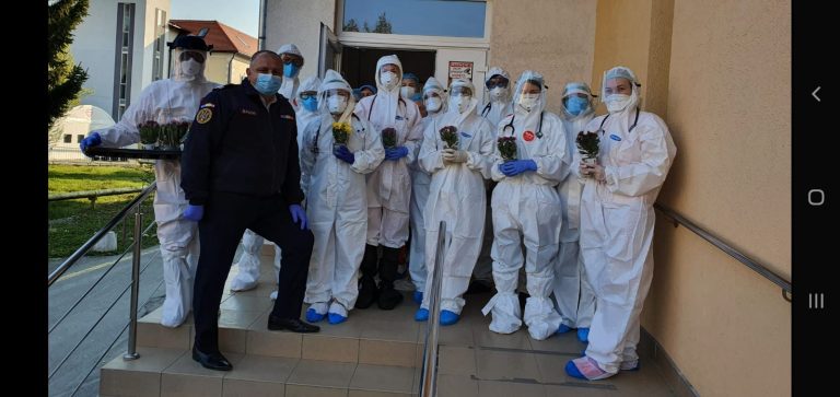 Situația sistemului medical din județul Sibiu: 14 cadre medicale s-au vindecat. Au rămas 22 internate, din care 5 medici și 9 asistenți