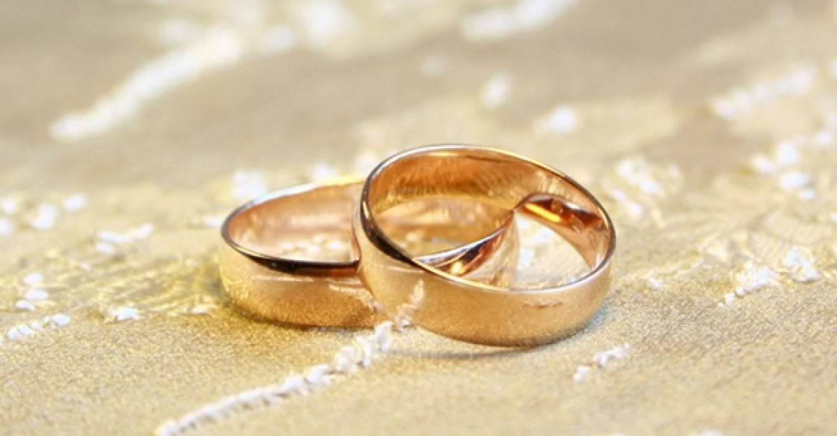 O româncă s-a căsătorit cu ea însăși. Femeia a făcut și nuntă