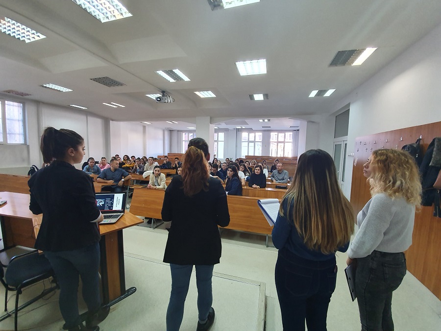 Studenții de la Jurnalism pot câștiga o invitație la Bruxxelles