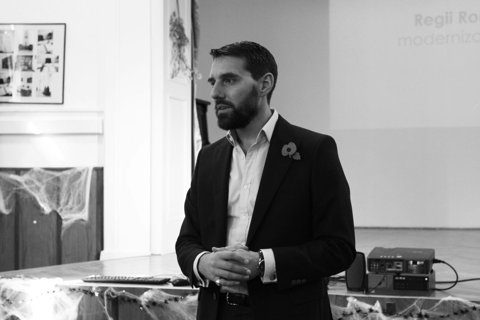 Istoria Regalității, predată de Principele Nicolae elevilor de la Colegiul Național „Octavian Goga”