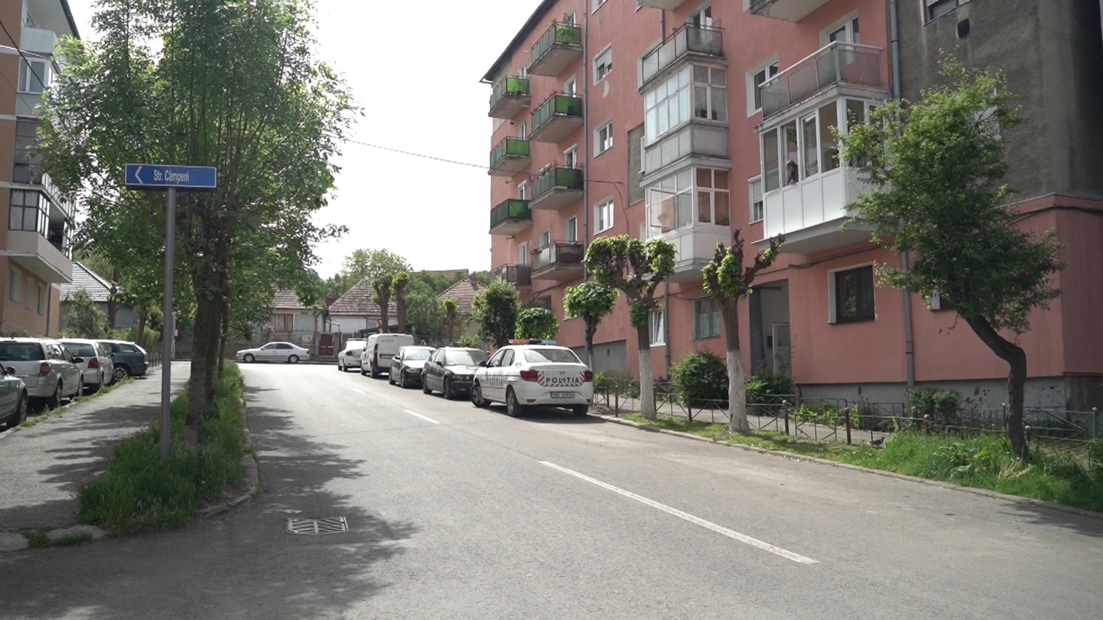 Ce indică autopsia în cazul femeii ținută decedată în casă mai multe zile de fiul ei