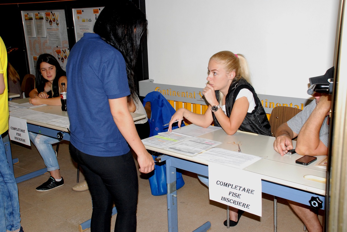 Admitere online, la universități. Ce măsuri vor fi luate în mediul academic