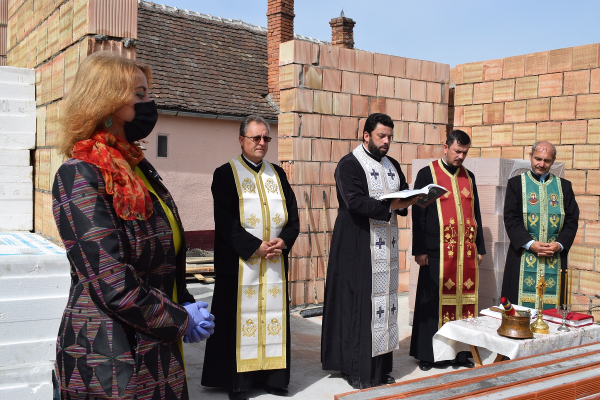 Centrul de Plasament Orlat se va închide! DGASPC construiește în Sibiu două căsuțe de tip familial