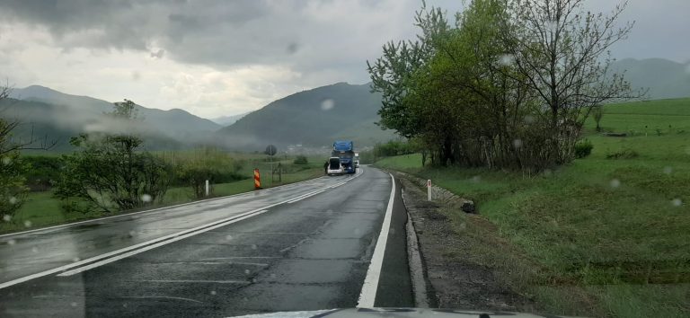 OFICIAL: Au fost ridicate restricțiile pe Valea Oltului. A fost instituită limită de viteză în zona Boița