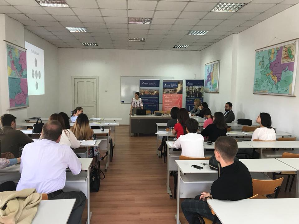 Școlile care vor fi centre de evaluare la examenul național de Bacalaureat nu pot organiza admiterea în clasa a V-a