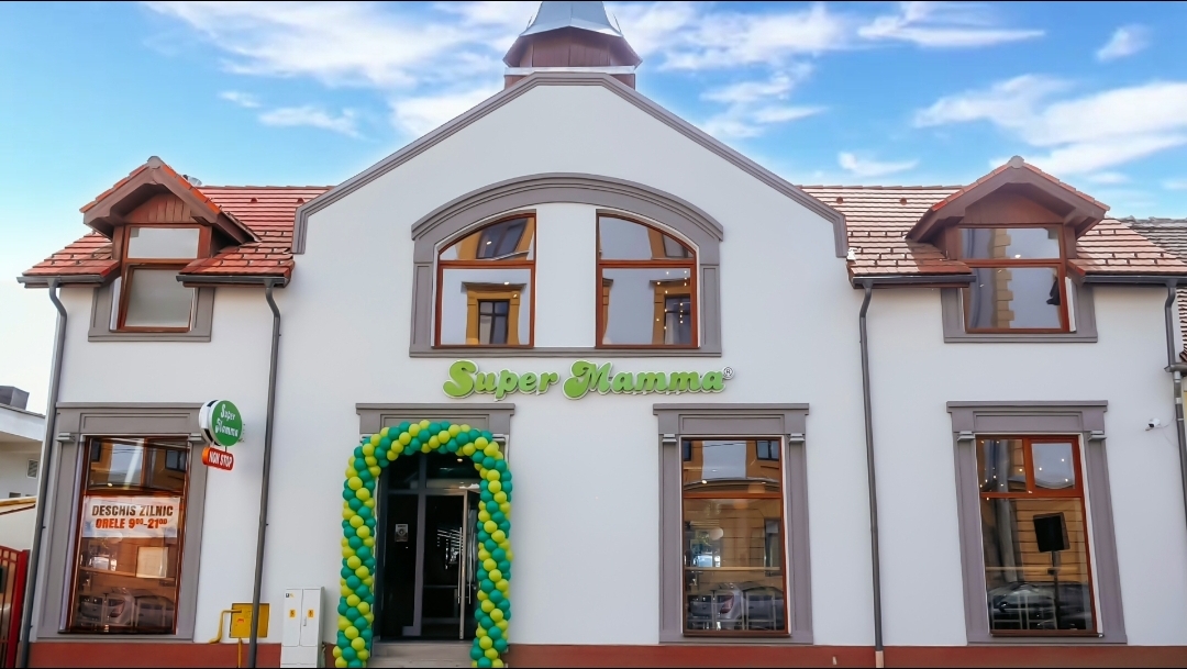 GALERIE FOTO Super Mamma a redeschis restaurantul din Calea Dumbrăvii, cu un interior spectaculos, modernizat și extins
