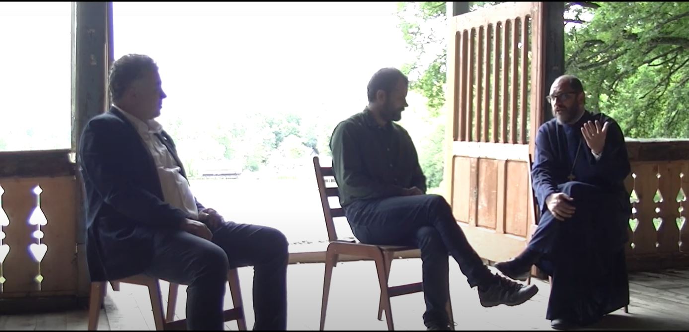 Curs festiv online, pentru elevii din județul Sibiu. Ce mesaje le-au transmis absolvenților autoritățile, Felicia Filip și Mihai Mărgineanu