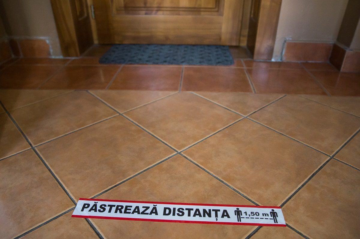 Un elev de la Școala Gimnazială Curciu, cu temperatură peste maximul admis