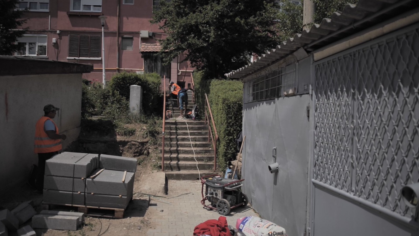 Lucrări de modernizare pe Aleea Borsec din Mediaș