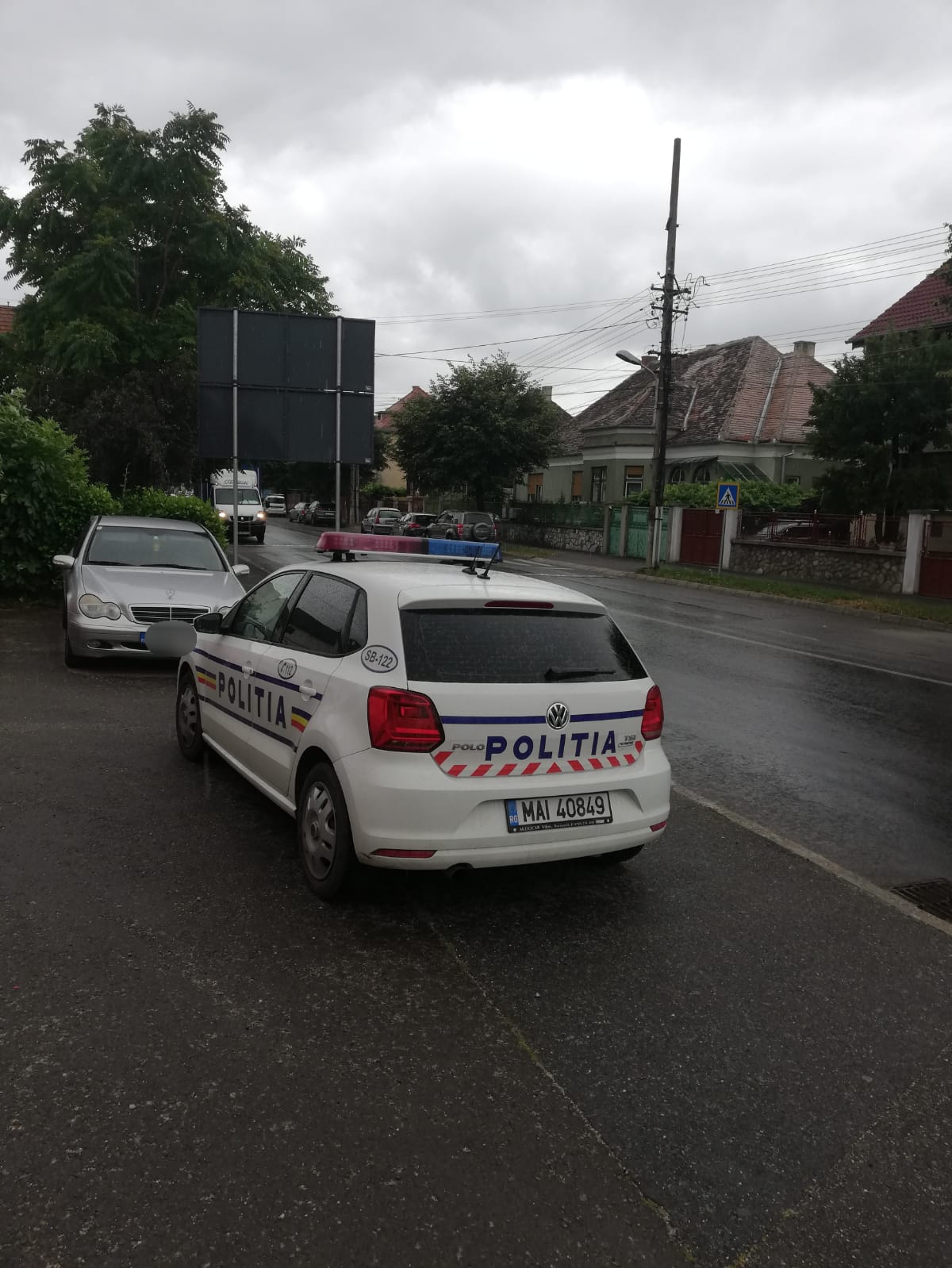 Surprize pe strada Neculce din Sibiu în urma unei acțiuni a polițiștilor rutieri