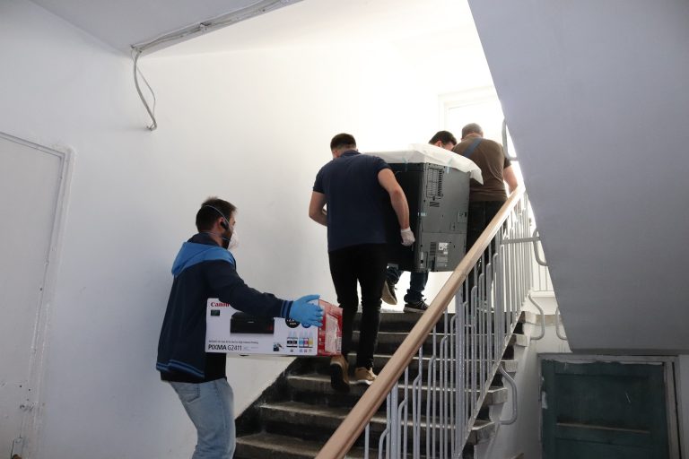 Primăria Sibiu a dotat Palatul Copiilor cu materiale și echipamente pentru cursuri