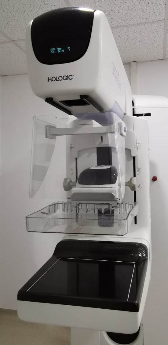 Secția de Radiologie de la Spitalul Județean se „înnoiește” cu aparatură de peste 3,5 milioane lei