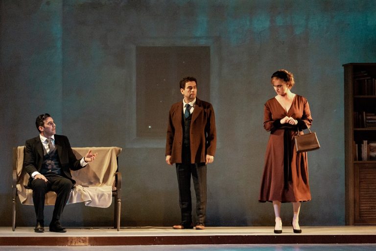 Actorii TNRS revin în fața publicului. În 27 august încep reprezentațiile în aer liber