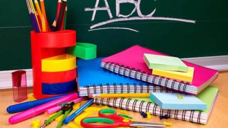 Direcția de Asistență Socială Mediaș preia, până vineri, cererile pentru acordarea tichetelor sociale pentru elevi