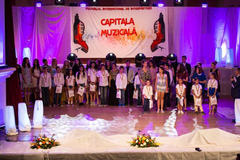 190 de tineri artiști vor participa la cea de-a 8-a ediție a Festivalului International Capitală Muzicală