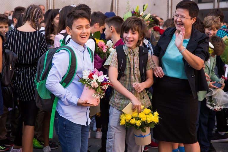 38 de școli și grădinițe din Sibiu rămân fără director, unele și fără director adjunct. Unii profesori-candidați au luat inclusiv note de 3 și 4 la interviu