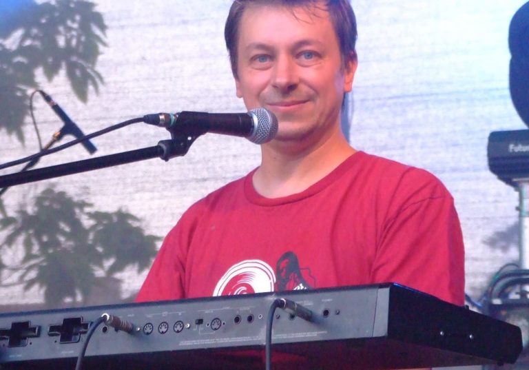 A murit Traian Bălănescu, membru fondator al trupei Vama Veche