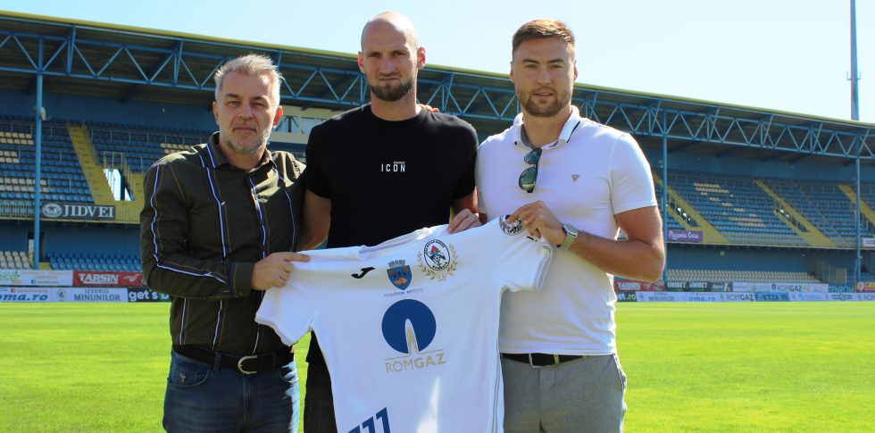 Atacant ceh pentru Gaz Metan