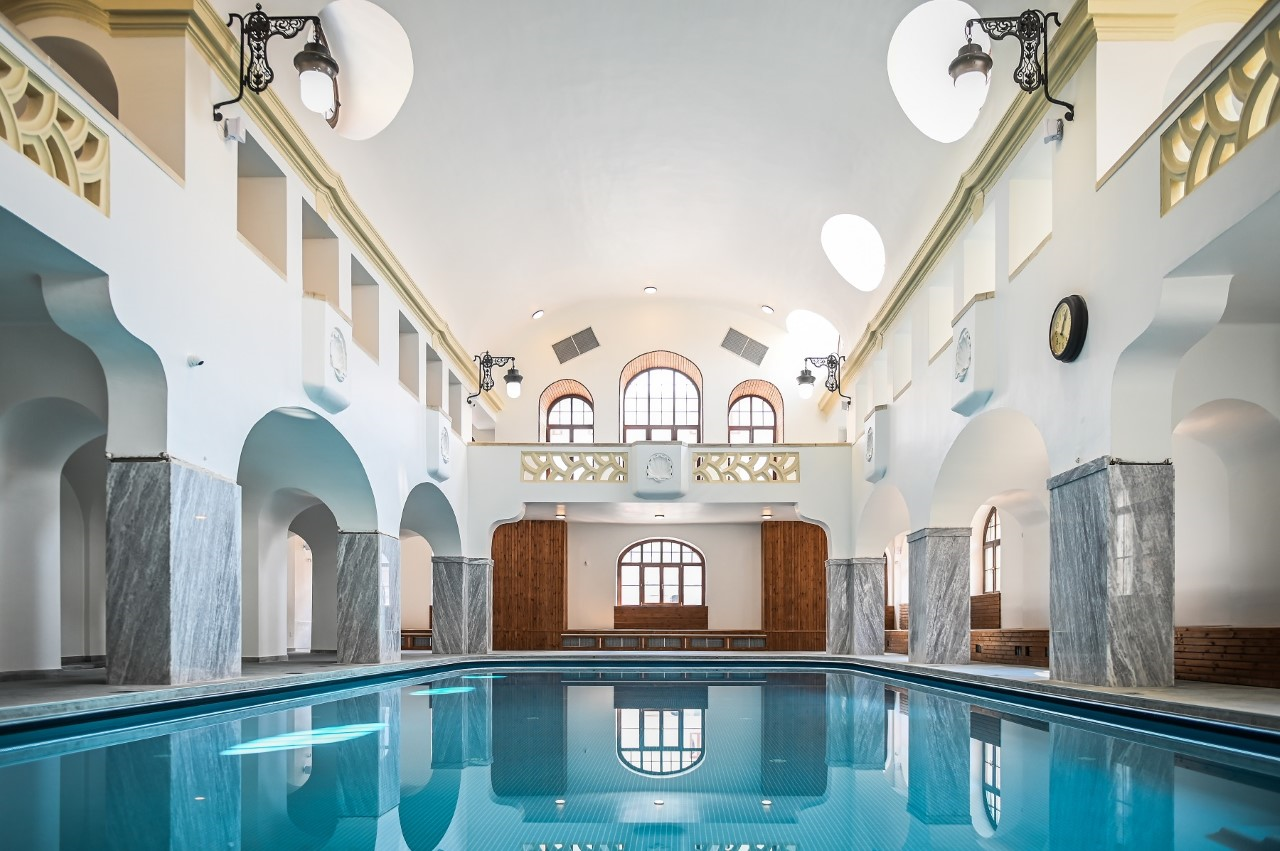 FOTO și VIDEO: Baia Populară Sibiu, modernizată din temelii